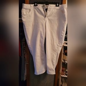 Lane Bryant crop jeans sz 24
